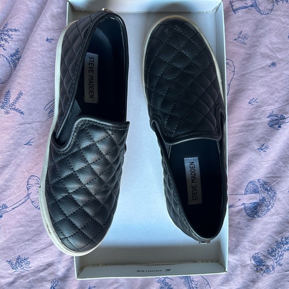 Steve Madden ECENTRCQ - Picture 2 of 4